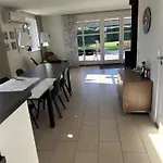 펜션 Lovely Summer House With Sea View